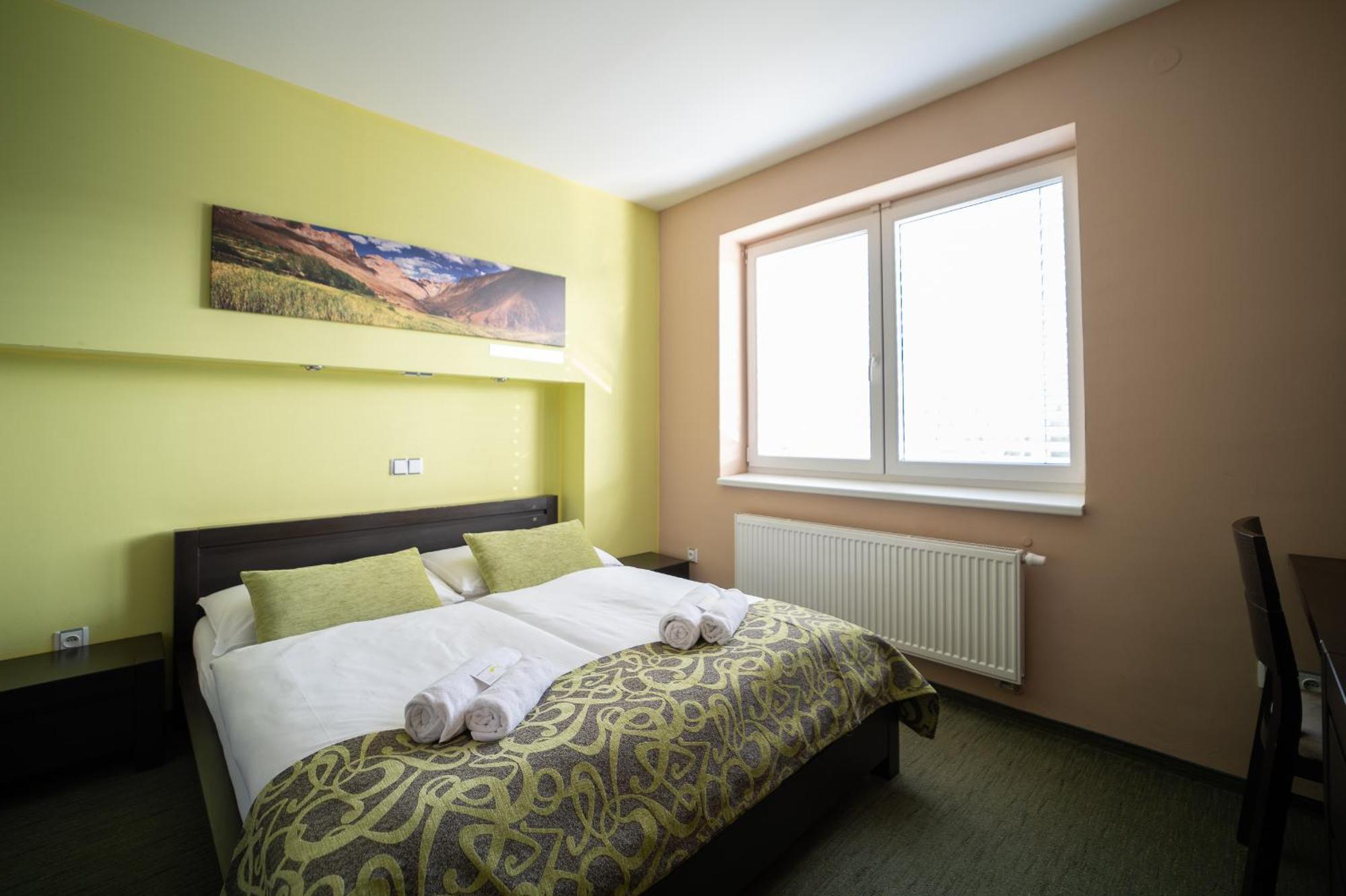 Garni Hotel Svitavy Buitenkant foto