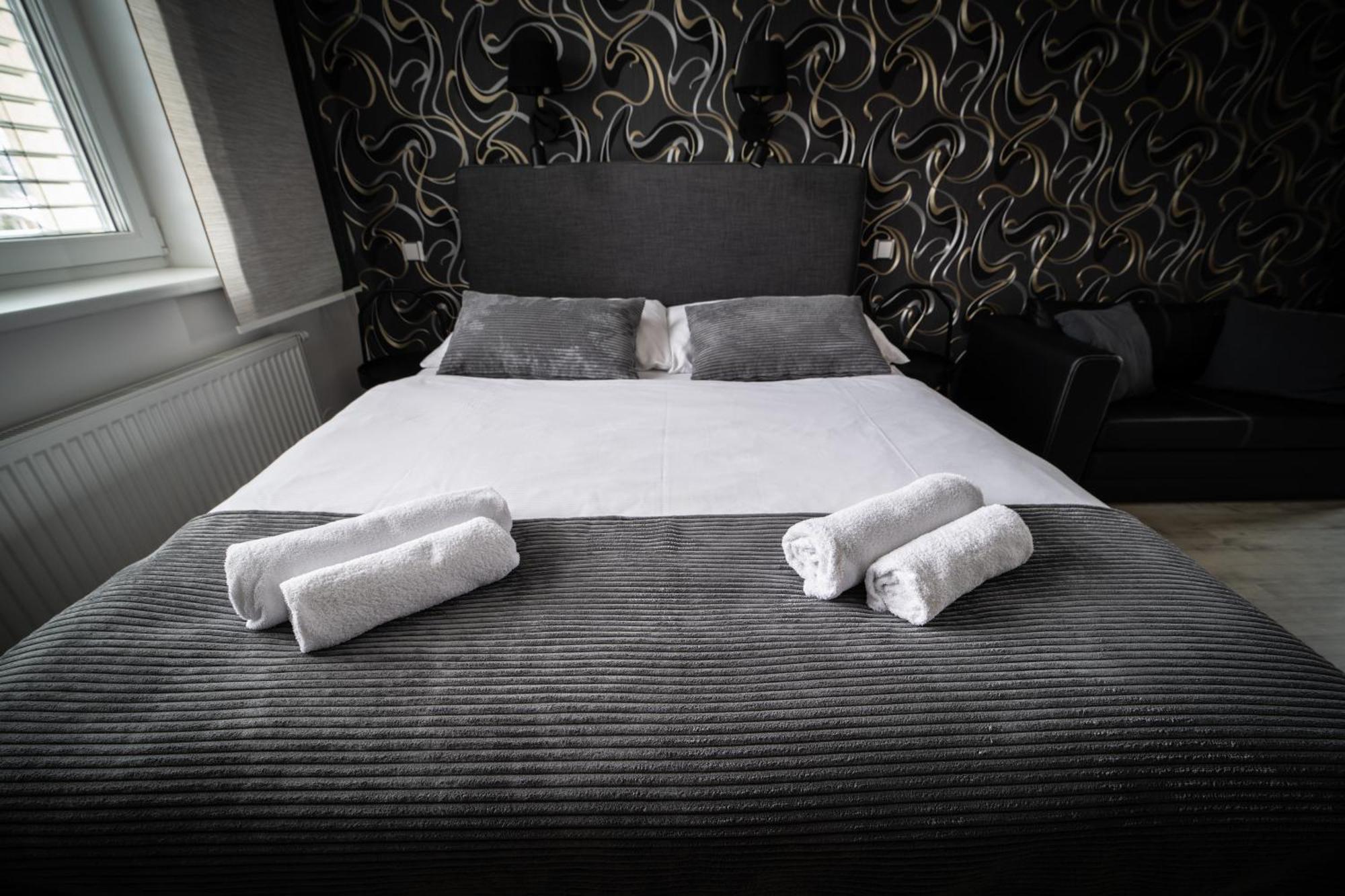 Garni Hotel Svitavy Buitenkant foto