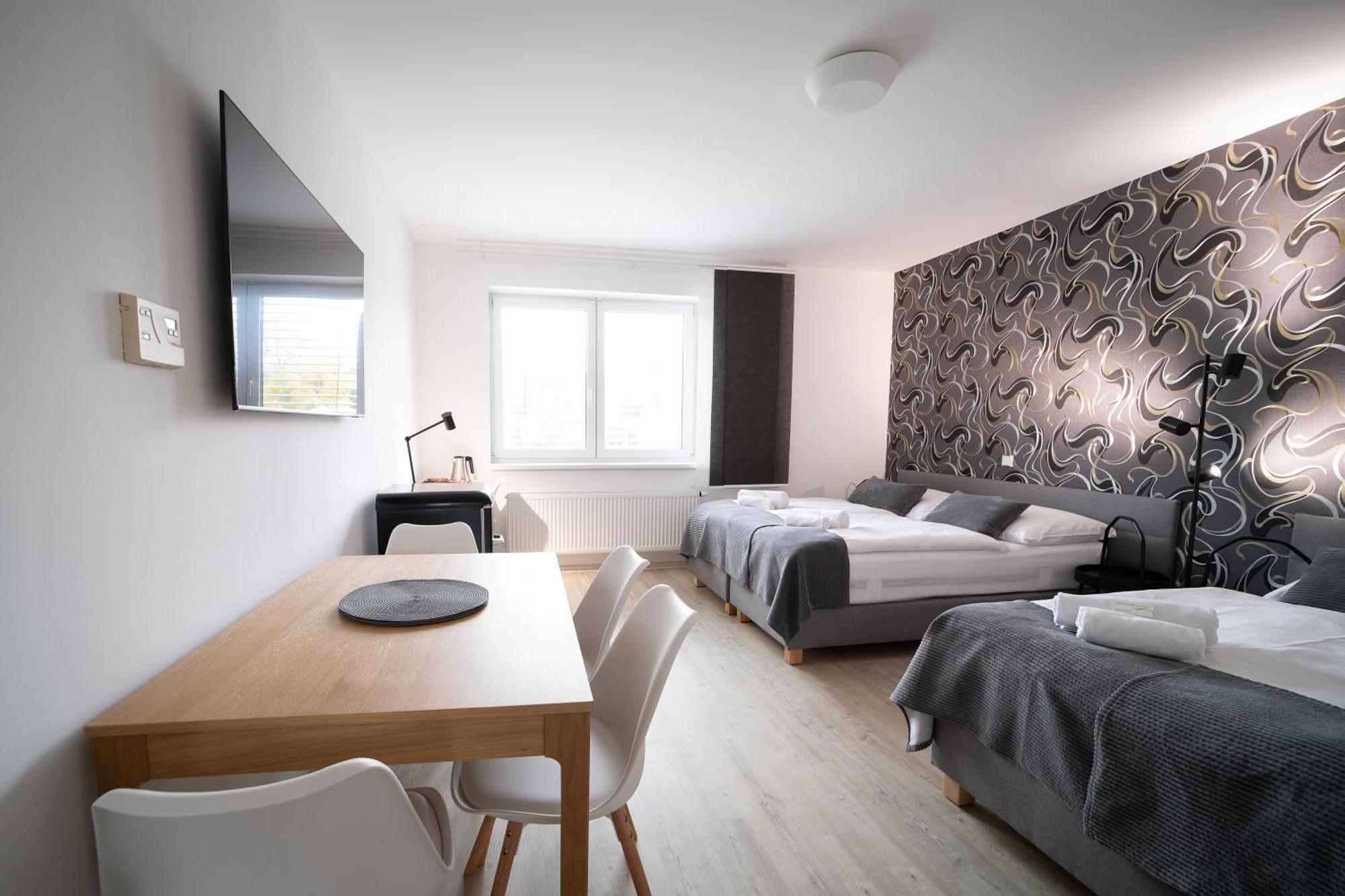Garni Hotel Svitavy Buitenkant foto
